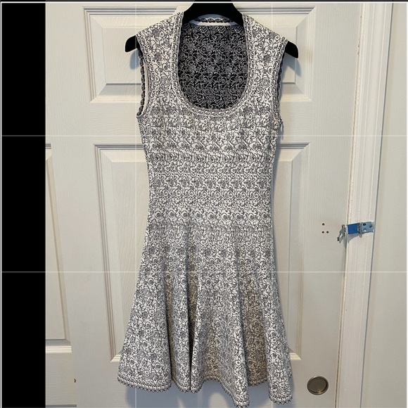 ALAIA Sleeveless Labyrinth Intarsia Dress - Picture 3 of 5